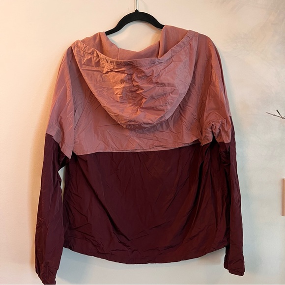 TNA Pink Wind Breaker - Size L - Picture 2 of 5